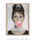 Imagem do Quadro Bonequinha de Luxo Audrey Hepburn - Chiclete Rosa