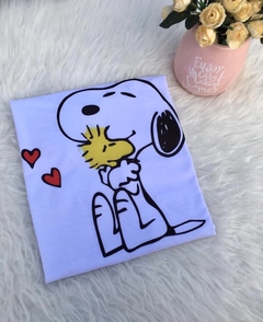 T-Shirt Snoopy Abraço