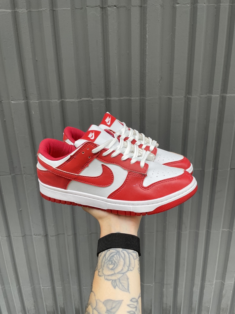 Tênis Nike Sb Dunk Low Vermelho/Branco Sintético