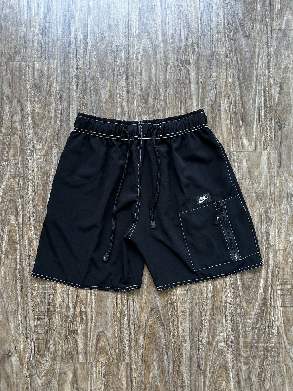 Nike shorts with zipper hotsell