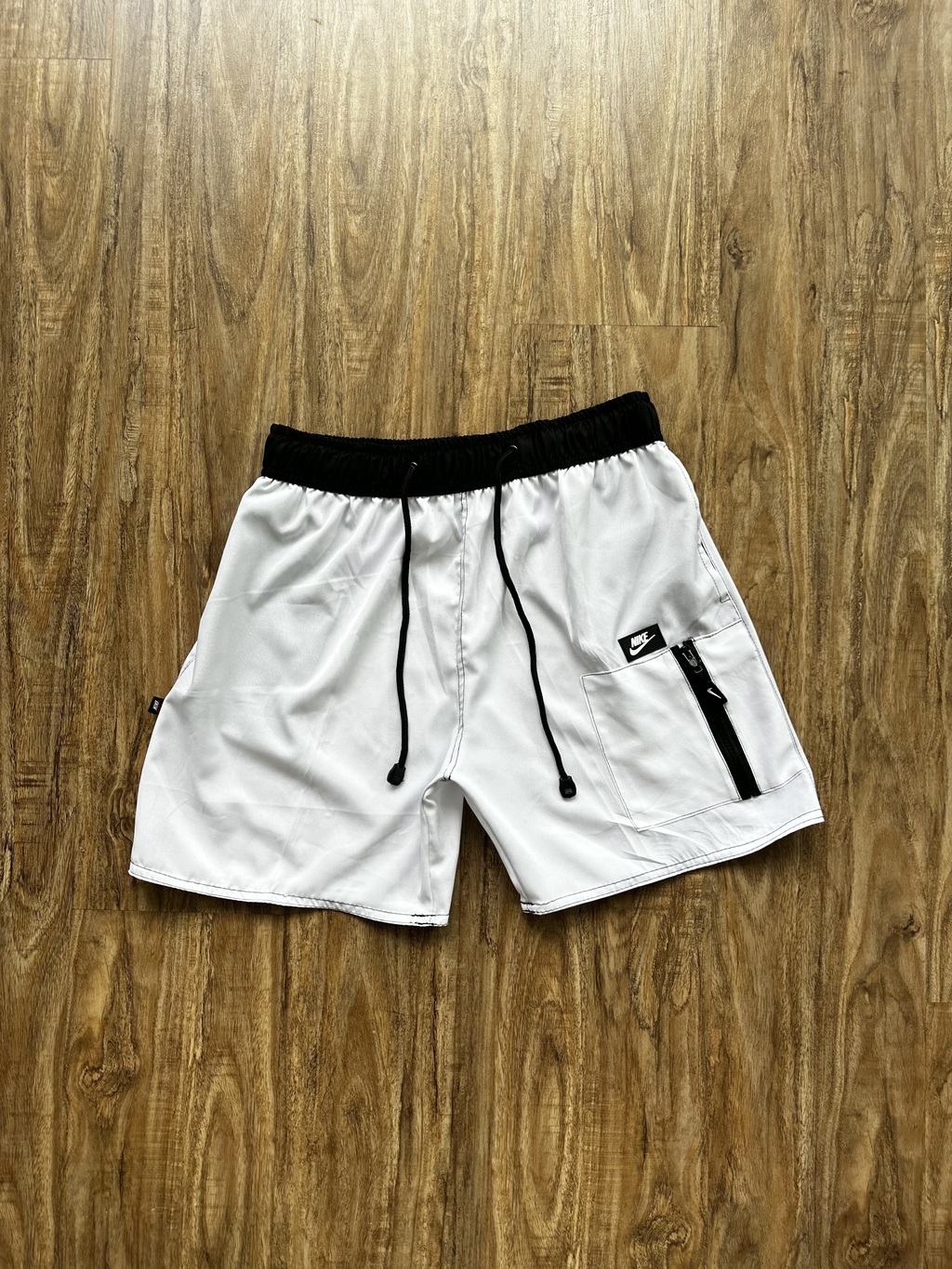 Nike shorts with zipper hotsell