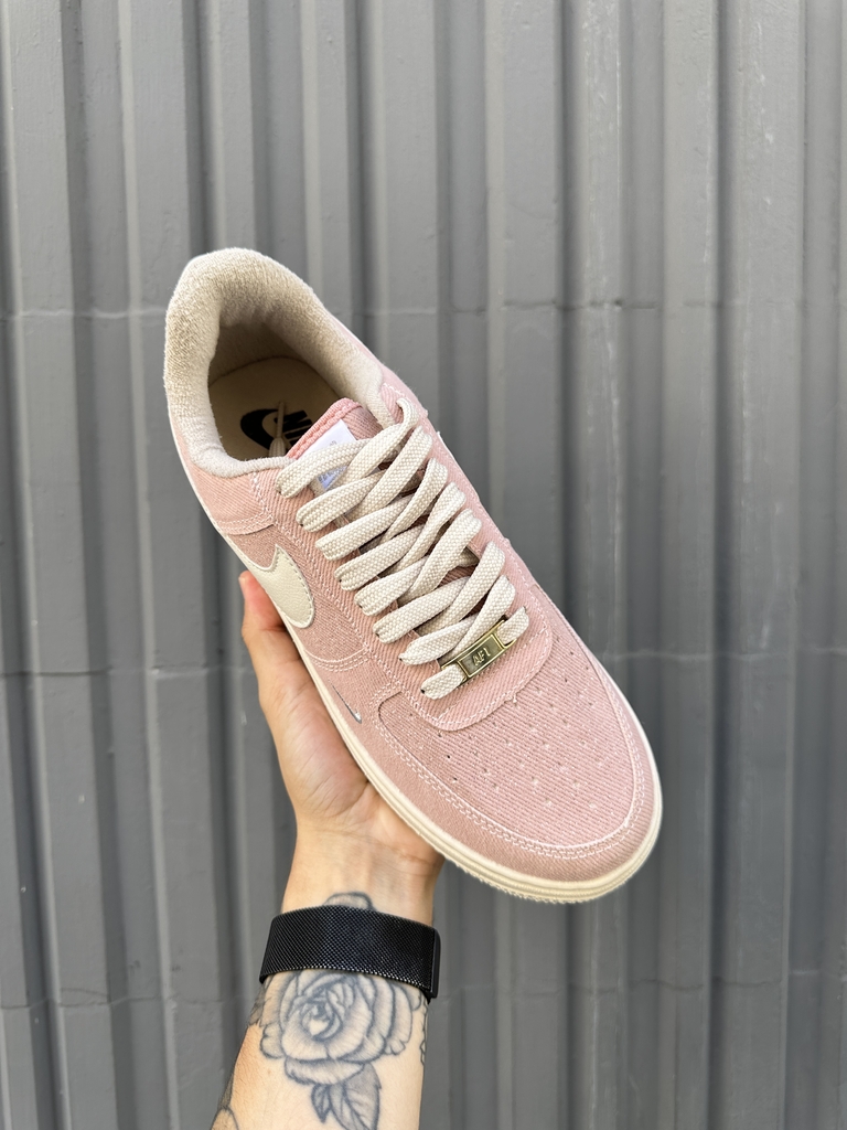 Tênis Nike Air Force 1 Jeans Rosa/Glitter