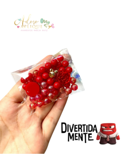 Kit 2 Pulseiras com Pingentes Divertida Mente - 1 Kit com 2 Pulseiras (15g) - loja online