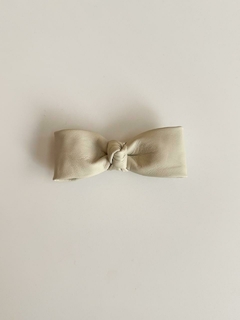 Leather bow - Lili Bowtique