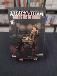 Attack on Titan - Antes de la Caída Tomo 15