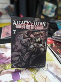 Attack on Titan - Antes de la Caída Tomo 7