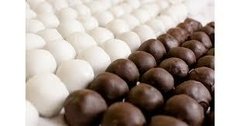 Caja de Nueces Confitadas con Chocolate Semiamargo o Azucar Glaceada - Bosco di Betulle.