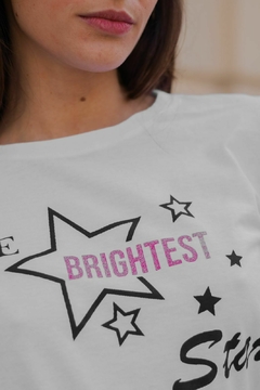 Remera con brillos Brightest en internet