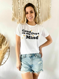 Remera Good Days - Pacca Indumentaria