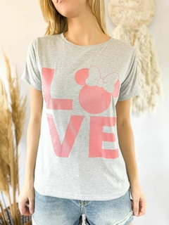 Remera Love Mickey en internet