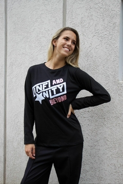 Remera Infinity con Lentejuelas - tienda online