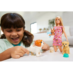 BONECA BARBIE TREINADORA DE CACHORRINHOS + ACESSÓRIOS MATTEL na internet