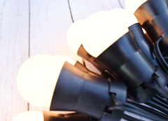 GUIRNALDA DE LUCES INCANDESCENTE OPAL - 30 METROS (con 28 lámparas) - comprar online