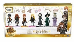 MAGICAL MINIS - KIT COLLECTOR SET SALÃO HOGWARTS E 7 MINNI PERSONAGENS - SUNNY WIZARDING WORLD