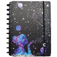 CADERNO POEIRA DAS ESTRELAS - BY GOCASE - GRANDE - CADERNO INTELIGENTE