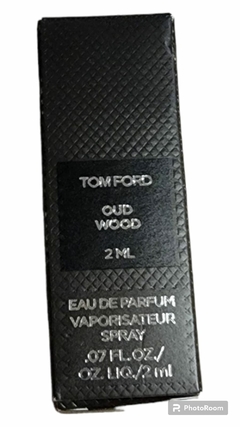 Tom Ford Oud Wood 2,0ML - BRINDE