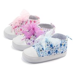 Tênis baby floral