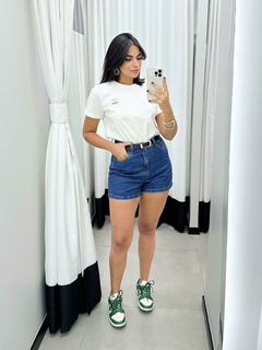 SHORT MOM VIVI - Daztrez Boutique Moda Feminina: Especialista em roupas femininas seguindo as últimas tendências do mundo fashion.