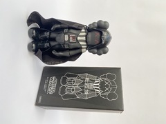 Kaws Darth Vader 25cm - comprar online