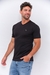 Remera escote en V con lycra Slim Fit Negra en internet