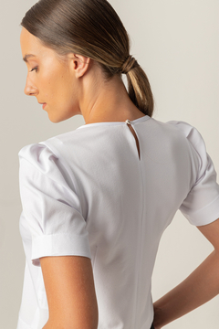 Blusa Cropped com mangas com pregas e abertura nas costas (REF. 282) na internet