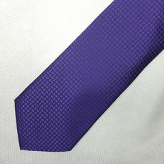 Gravata Semi-Slim Jacquard Roxo Trabalhado na internet