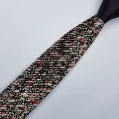 Gravata Semi-Slim Drapeada Preta Floral - comprar online