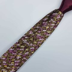 Gravata Semi-Slim Drapeada Vinho Floral - comprar online