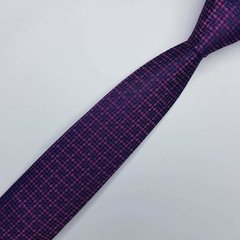 Gravata Semi-Slim Jacquard Roxa Escuro Quadriculada - comprar online