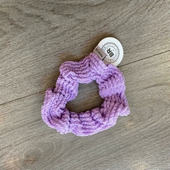 SCRUNCHY LILA