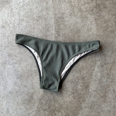 VEDETINA BIKINI MILITAR MORLEY