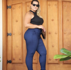 CALÇA EM ALFAIATARIA PLUS SIZE FEMININA - LUKAHE - Moda e Acessórios