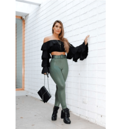 Calça Feminina Prada com Cinto Verde