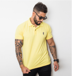 CAMISETA GOLA POLO EM PIQUET MASCULINA