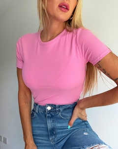 Remera• BASIC pink• - comprar online