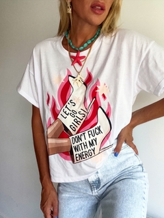 Remera• GIRLS!• - tienda online