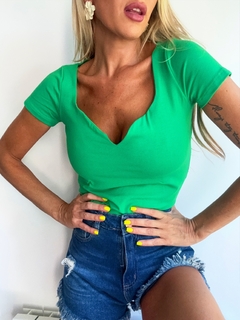 Remera• IBIZA green• - comprar online