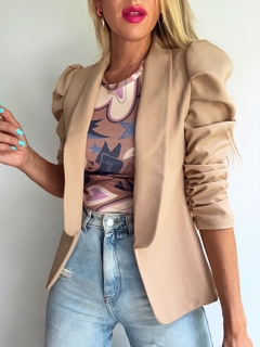 Blazer• TINA sand•