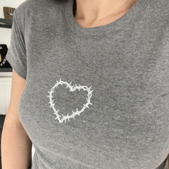 Remera Heart Gris - chevir