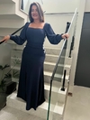 Vestido Razzo longo azul marinho com aplicação branca