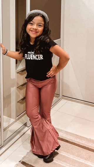 Conjunto Mini Influencer ( blusa , com calça flare) - comprar online