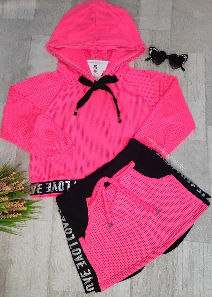 Conjunto love neon ( na Malha screen. cropped esportivo, shorts saia)