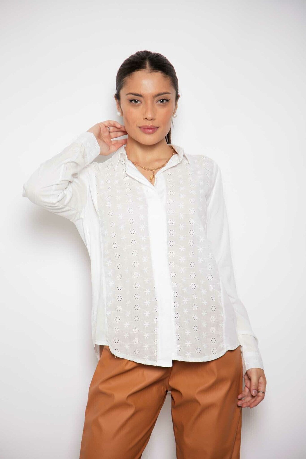 CAMISA CON BRODERIE FLORENCIA Comprar en Channa