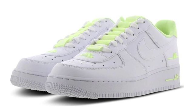 Tênis Air Force 1 '07 LV8 'Double Air Pack - White Barely Volt'