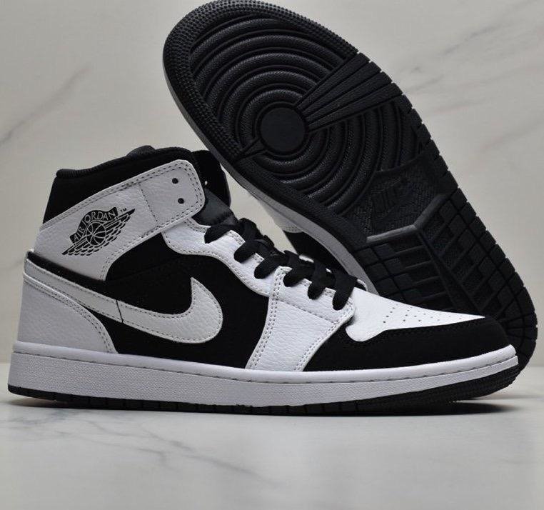 Nike mid retro best sale