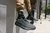 Tênis Adidas Yeezy Boost 350 V2 'Black Non-Reflective' - Dunk - Especialista em Sneakers, NBA, Jerseys, Futebol e Mais.