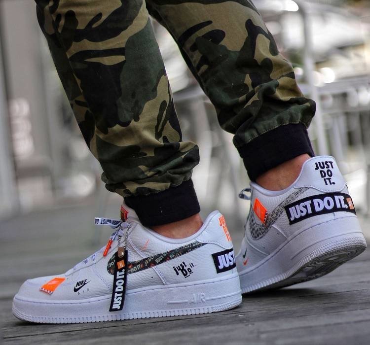 Tênis Air Force 1 Low '07 PRM 'Just Do It