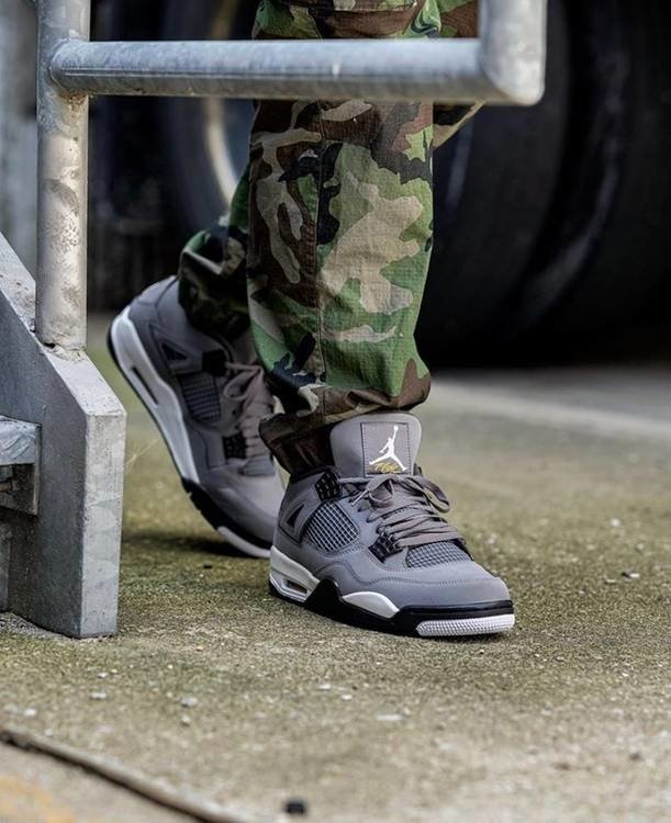 Cool grey cheap jordan 4 2019