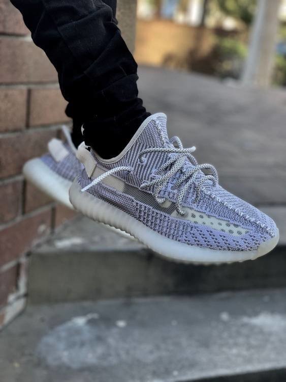 Tênis Yeezy Boost 350 V2 'Static Non-Reflective