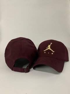 Air Jordan - Tinto con dorado